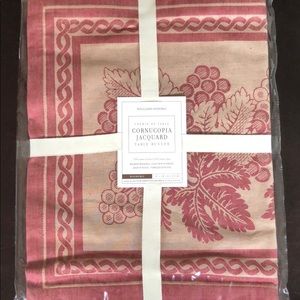 New Williams-Sonoma cornucopia jacquard runner
